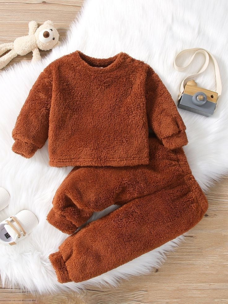 ⭐ عرض خاص للأمهات والآباء – باك 3 لباسات للنّعاس بثمن واحد فقط! ⭐