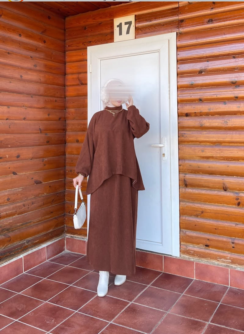 طقم شتوي راقي ومريح – ستايل محتشم بأنوثة بسيطة