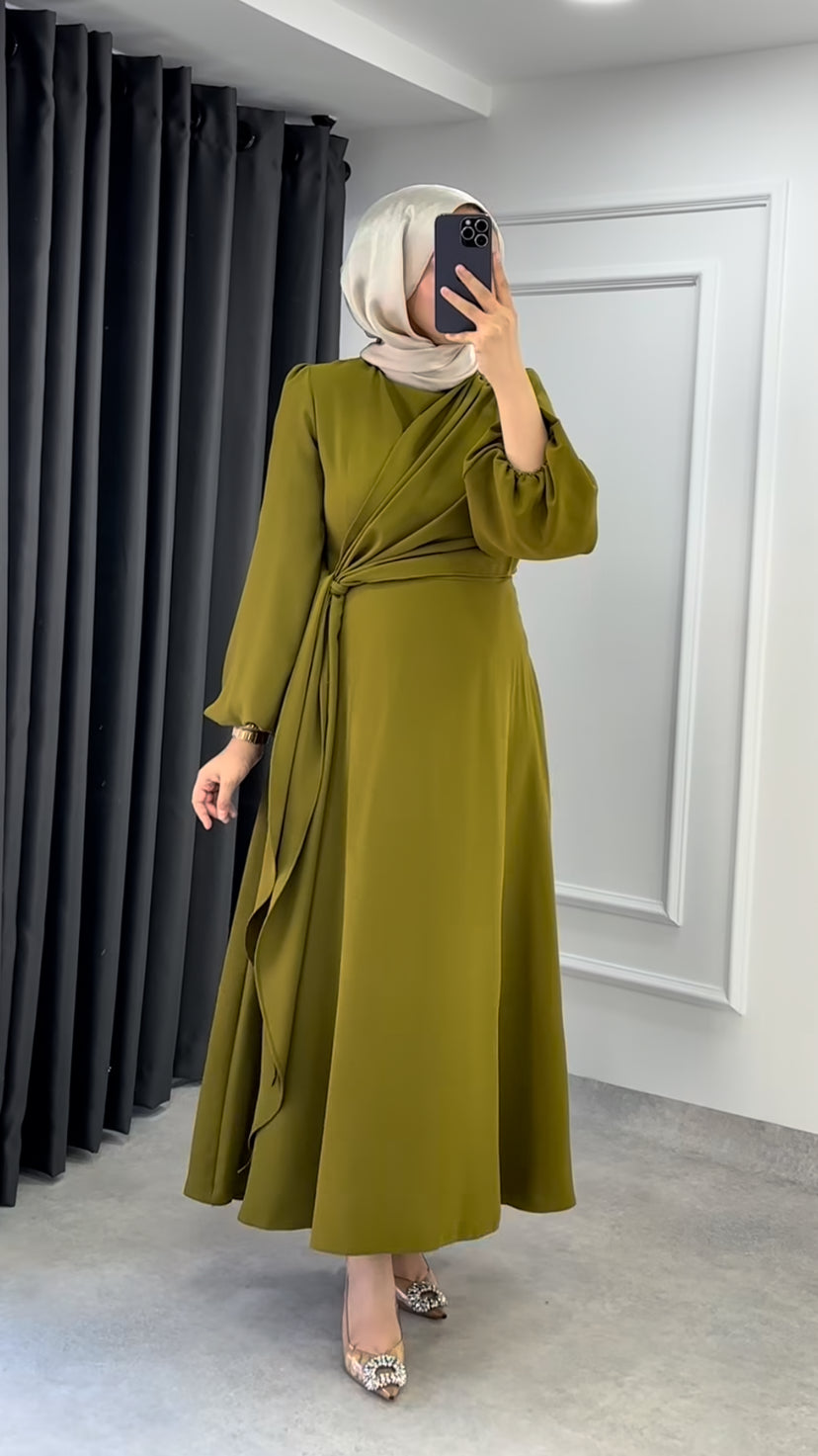 👗 فستان أنيق وناعم 🌸