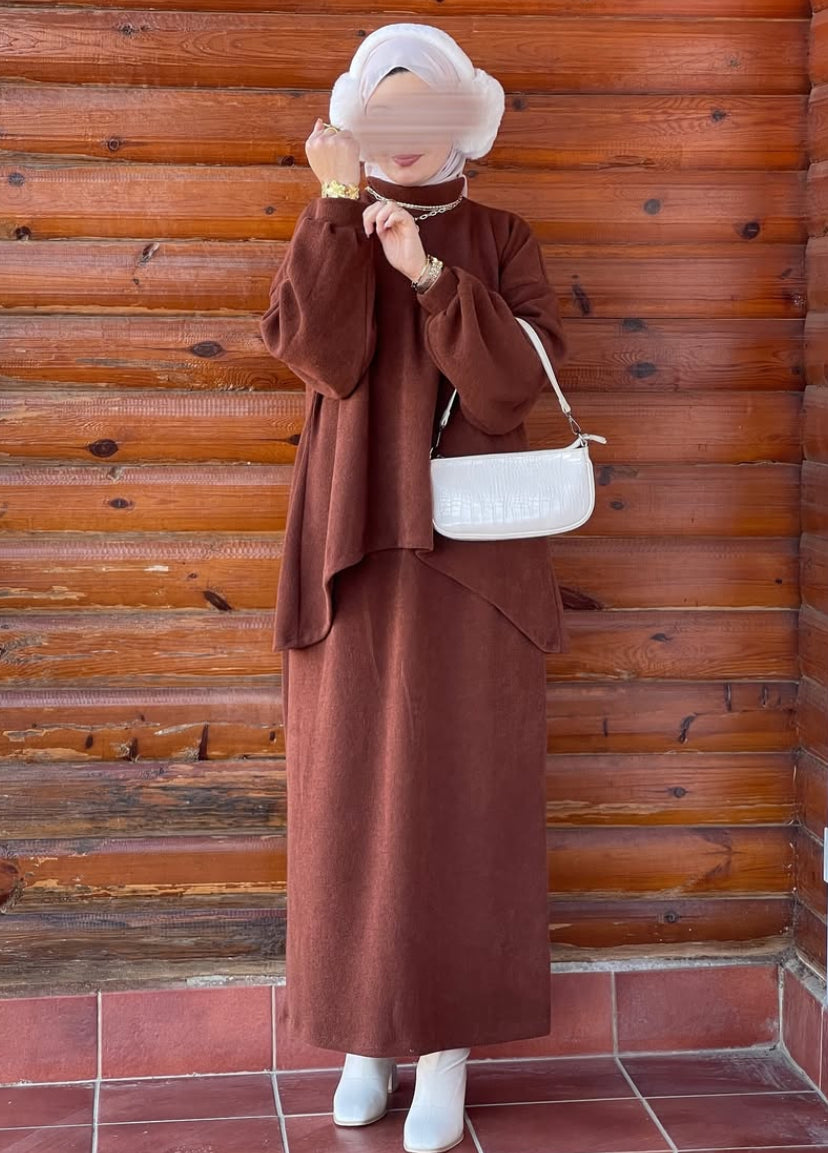 طقم شتوي راقي ومريح – ستايل محتشم بأنوثة بسيطة