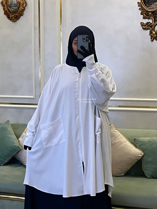 مِئزر أنيق وعملي للمحجبات – الاحتراف والراحة فنهار كامل ✨